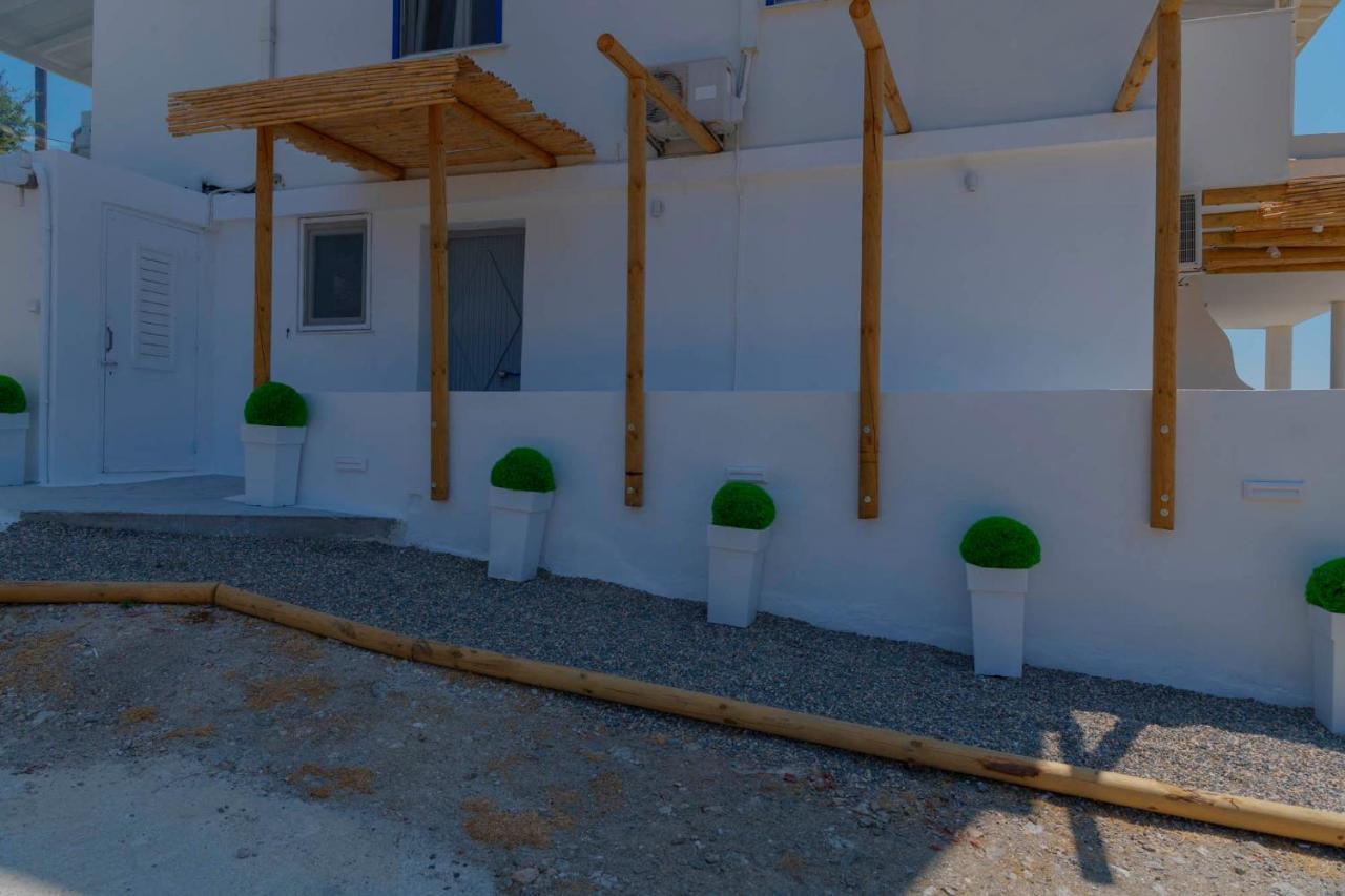 Endless Blue From Syros - Megas Gialos Resort - Suite 1 ภายนอก รูปภาพ