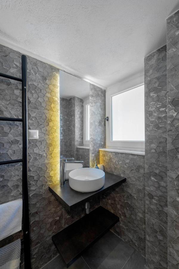 Endless Blue From Syros - Megas Gialos Resort - Suite 1 ภายนอก รูปภาพ