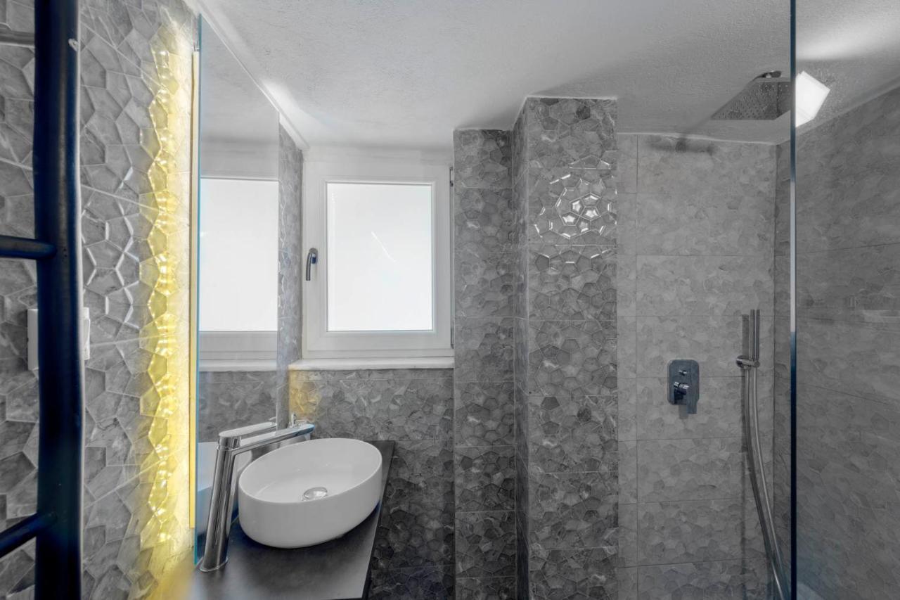 Endless Blue From Syros - Megas Gialos Resort - Suite 1 ภายนอก รูปภาพ