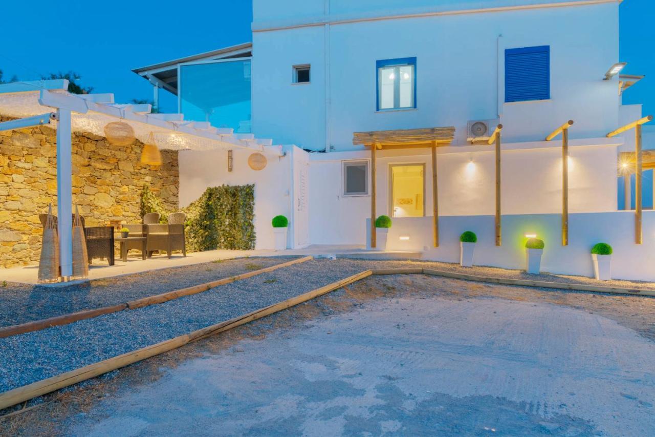Endless Blue From Syros - Megas Gialos Resort - Suite 1 ภายนอก รูปภาพ
