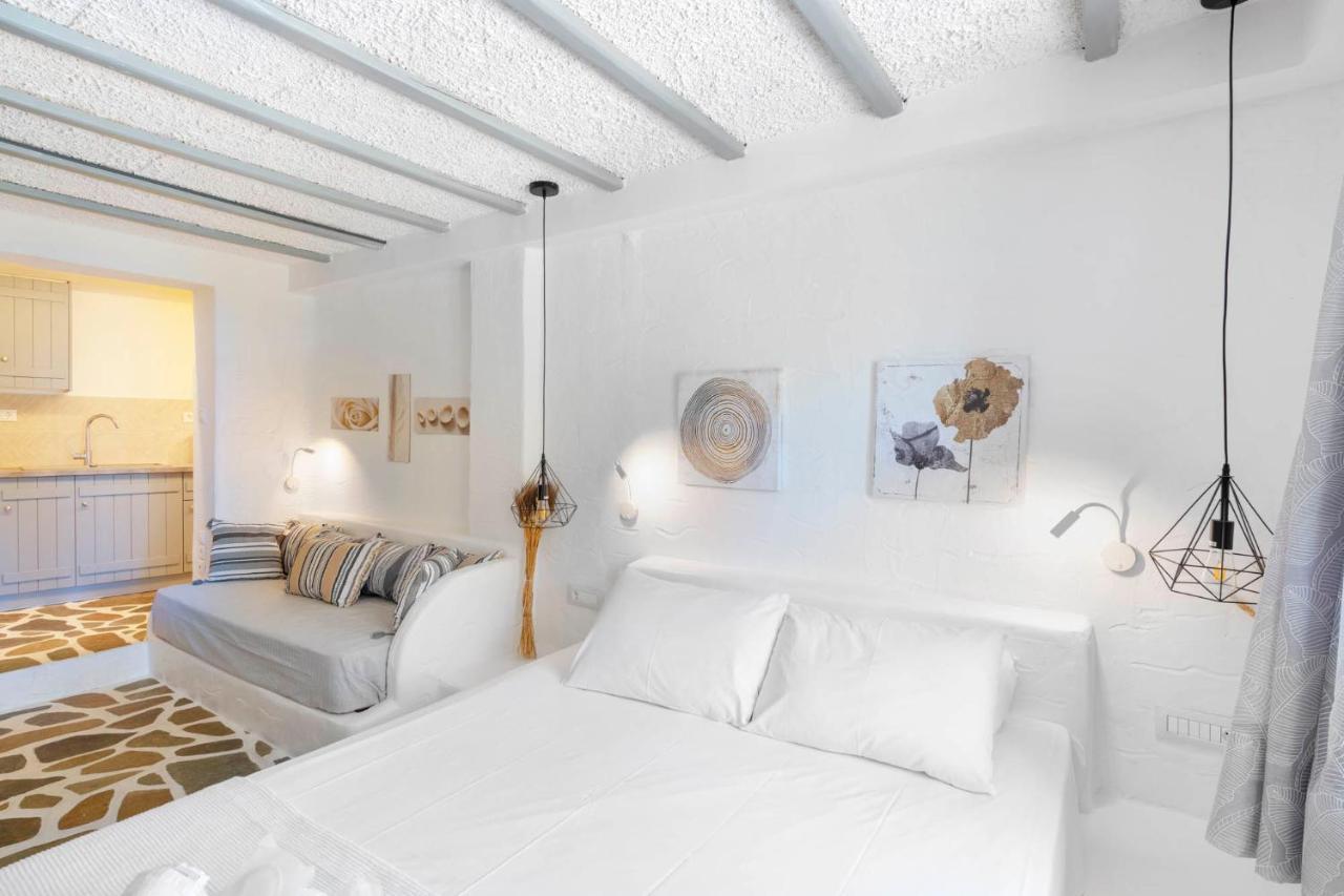 Endless Blue From Syros - Megas Gialos Resort - Suite 1 ภายนอก รูปภาพ